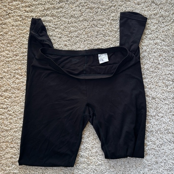 Uniqlo Pants - Uniqlo heat tech pants